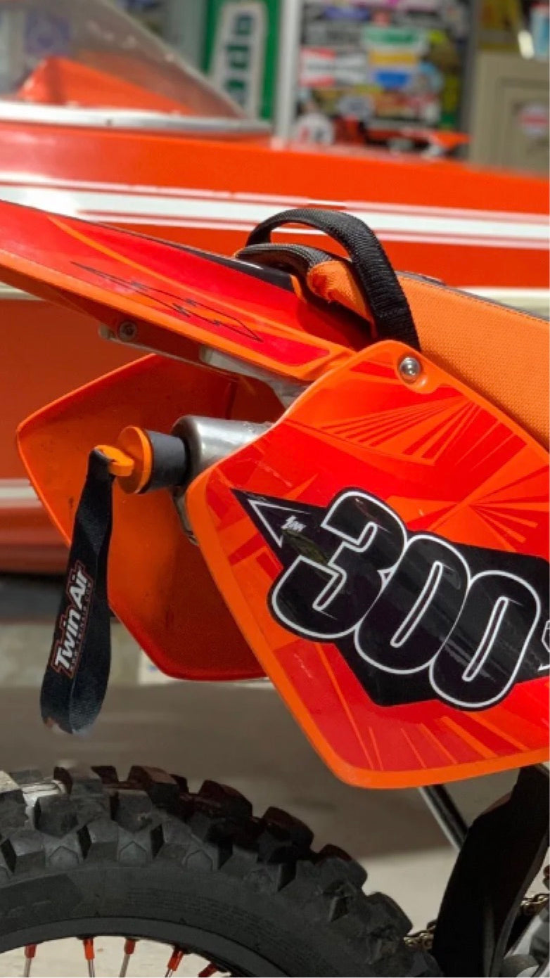 Rear Strap Ktm 04 - 18